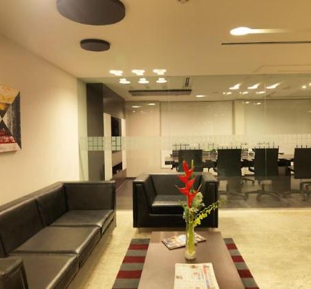 24 Tech Hotel Bangalore Ngoại thất bức ảnh