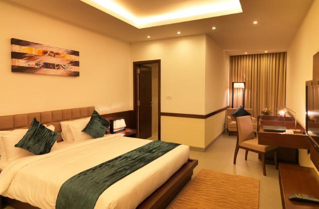 24 Tech Hotel Bangalore Ngoại thất bức ảnh