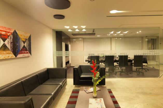 24 Tech Hotel Bangalore Ngoại thất bức ảnh